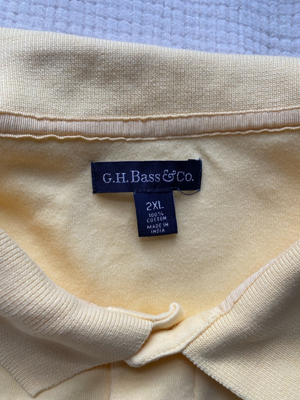 Club Room Short-Sleeve Polo Shirt in Pale Yellow - Picture 2 of 3